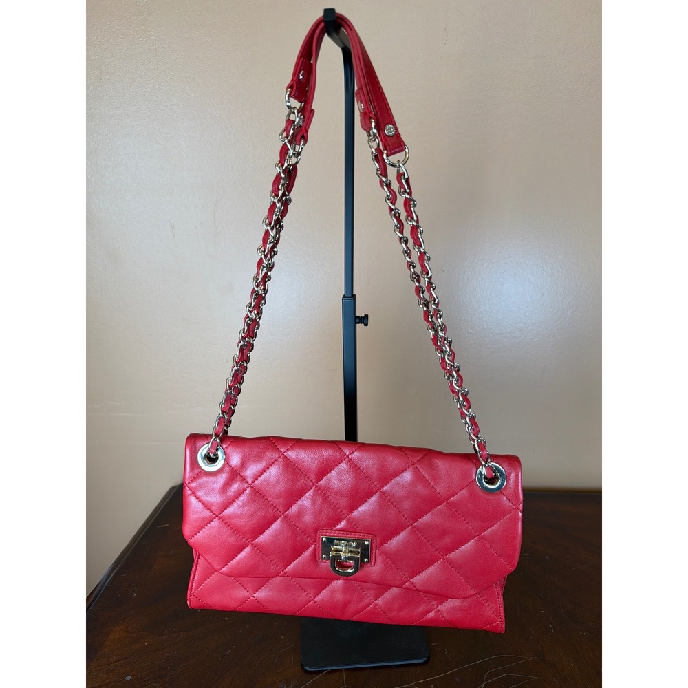 DKNY Red Quilted Leather Shoulder Bag Gold Chain Strap Turn Lock Flap‎ Purse
